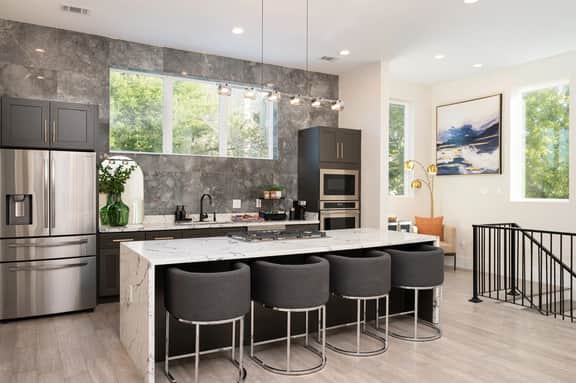 The Pinnacle: Designer 4BR with Rooftop in Rice Military - Image 3