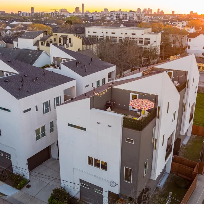 4 Townhomes in Rice MIlitary